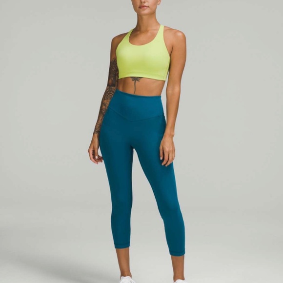 Lululemon All The Right Places 23” Crop - Picture 4 of 9